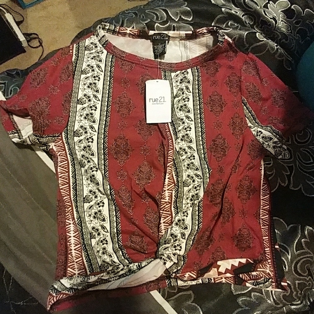 Crop top